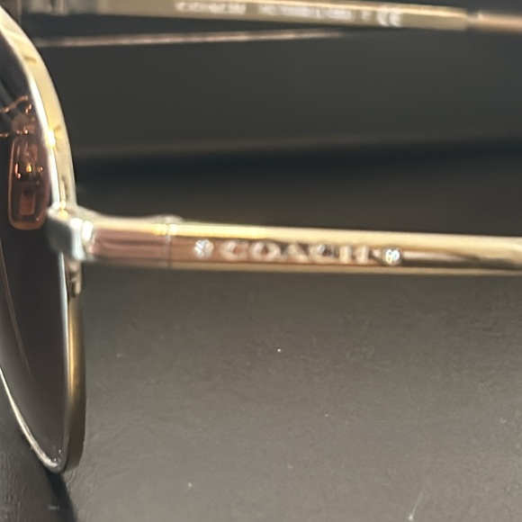 COACH Sunglasses - Picture 5 of 8